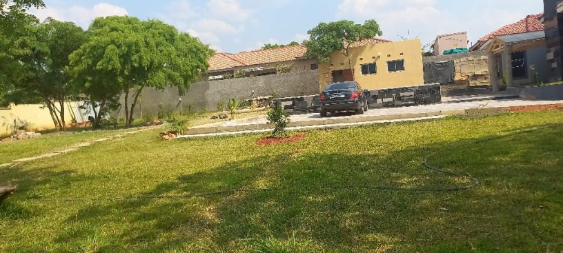 roma-park-4-bedroom-luxury-home-with-cottage-for-sale-big-1