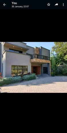 spacious-4-bedroom-double-storey-house-for-sale-in-roma-big-5