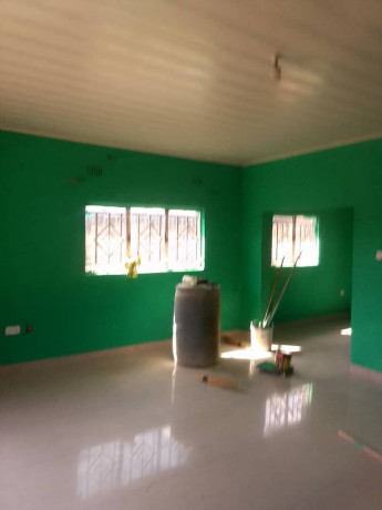 3-bedroomed-master-self-contained-home-in-makeni-with-wall-fence-and-borehole-big-5