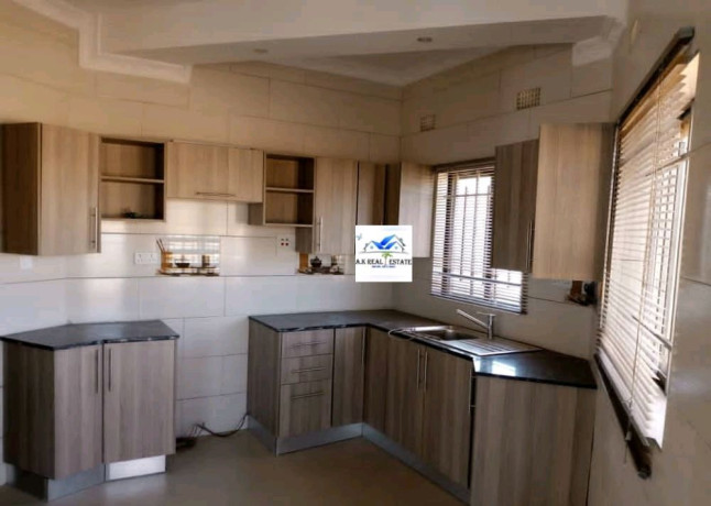 4-bedroom-flat-in-salama-park-big-3