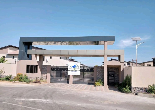 3-bedroomed-semi-detached-duplex-flats-for-rent-in-lilayi-big-2