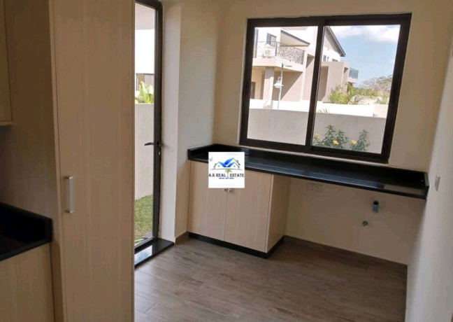 2-semi-detached-duplex-flats-for-rent-in-makeni-lilayi-big-6