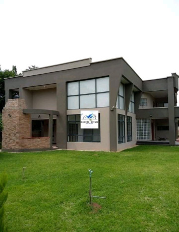 executive-4-bedroomed-furnishedunfurnished-apartment-for-rent-big-3