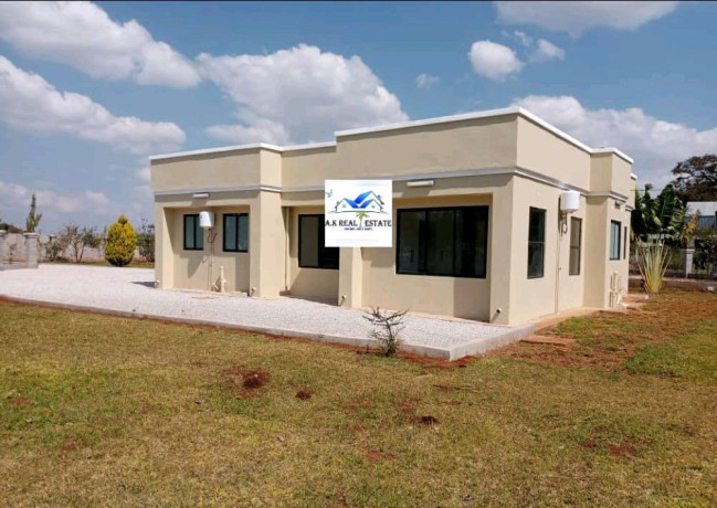 newly-built-3-bedroom-stand-alone-house-for-rent-in-makeni-big-3