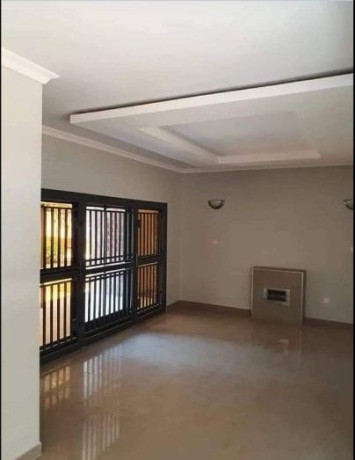 sunningdale-property-for-rent-big-4