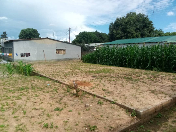 title-on-sale-1-bedroom-semi-detached-flat-in-north-mead-big-3