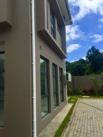newly-built-4-bedroom-flats-for-rent-in-kalundu-lusaka-big-0