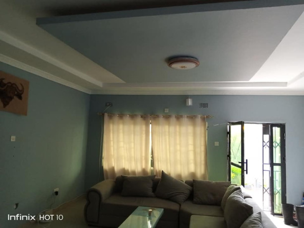 executive-2-bedroom-flat-for-rent-in-chalala-g-greens-big-2