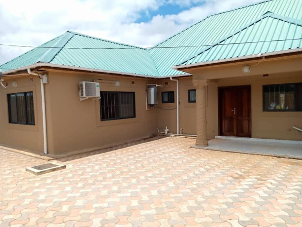 for-rent-stand-alone-house-big-5