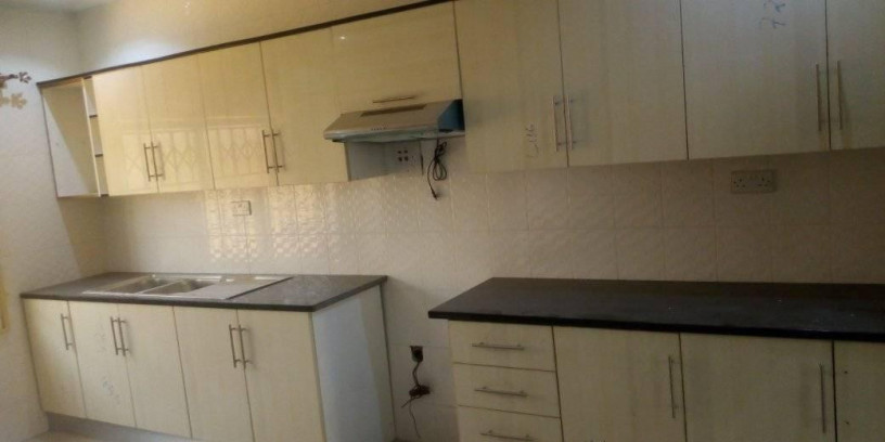 rent-3-bedroom-flat-in-secure-yard-big-0