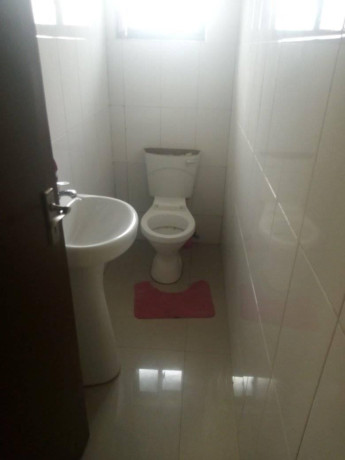 neat-3-bedroom-flat-in-lilayi-big-2