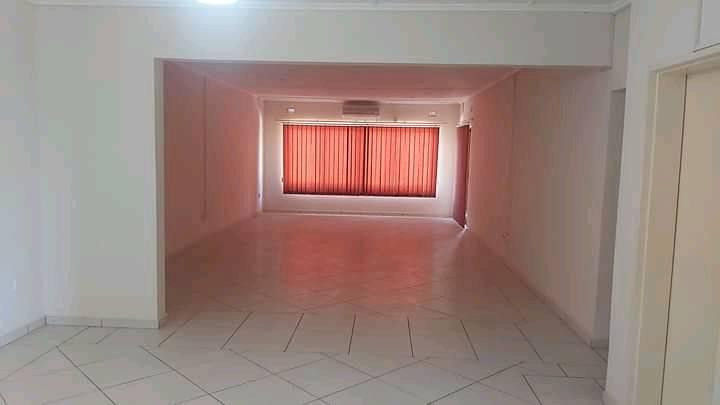 3-bedroom-flat-for-rent-in-riverside-big-7