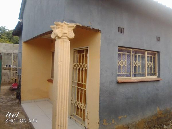 2-bedroom-house-for-rent-in-matero-big-2