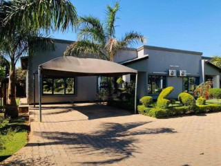 stunning-3-bedroom-house-with-modern-amenities