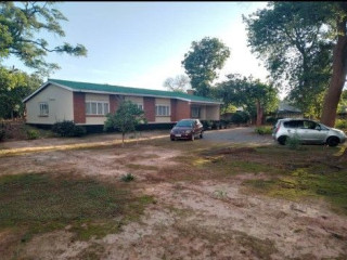 ideal-commercial-property-in-avondale