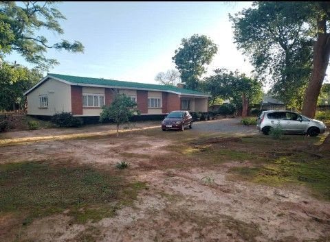 ideal-commercial-property-in-avondale-big-0