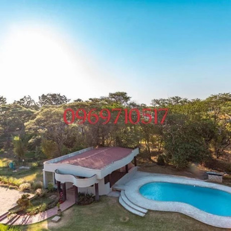 executive-residential-house-for-sale-big-2