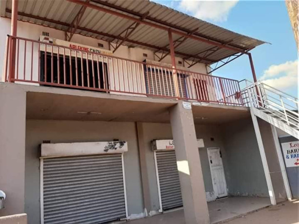 shops-for-sale-in-roma-big-0