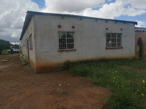 23-hectare-farm-with-4-bedroom-house-in-liliayi-big-2