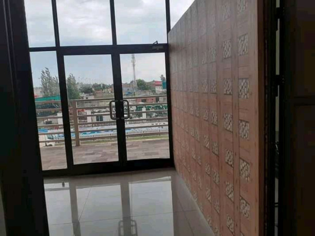 showroom-and-warehouse-for-sale-on-kafue-road-big-1