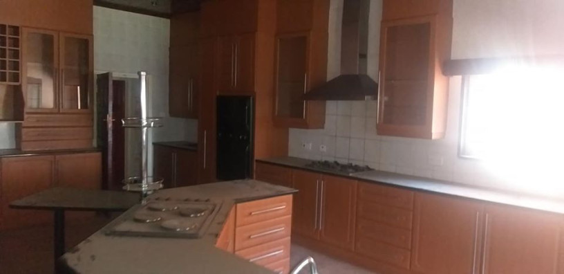 stunning-property-for-sale-big-6