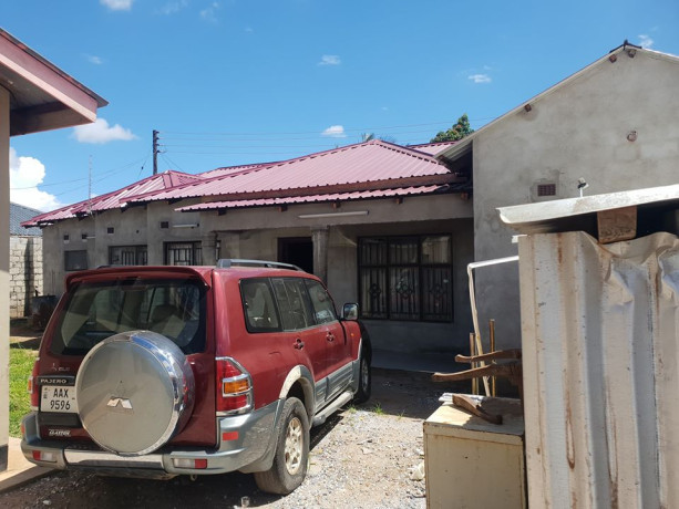 property-for-sale-in-chalala-big-0
