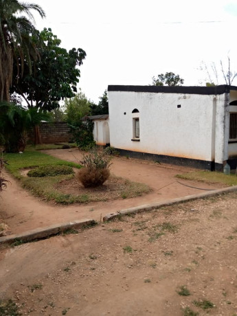 for-sale-3-bedroom-stand-alone-house-in-avondale-wanga-area-big-4