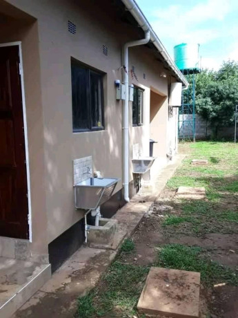 newly-built-2-bedroom-flat-for-rent-big-5