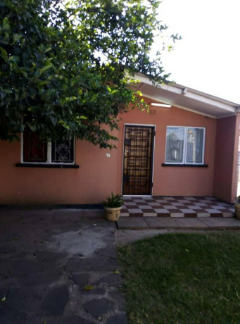2-bedroom-house-for-rent-in-emmasdale-big-2