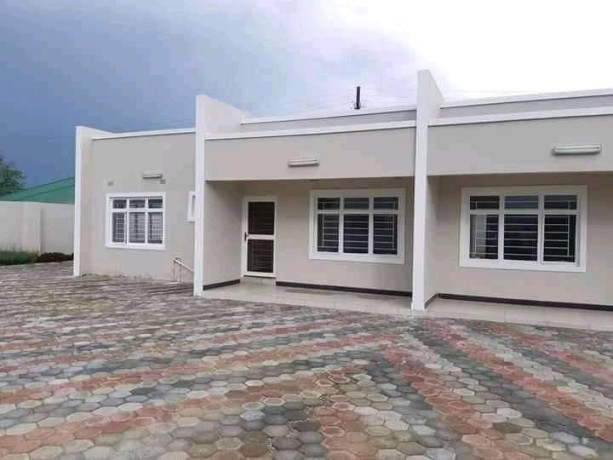 houses-and-rooms-for-rentsale-big-2