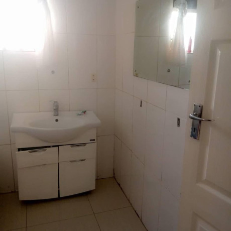 executive-3-bedroom-maisonette-flat-for-rent-big-0
