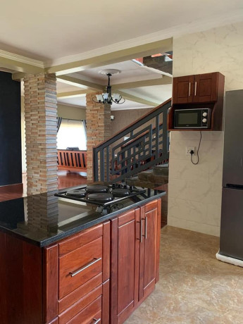 beautiful-3-bedroom-apartment-for-rent-big-2