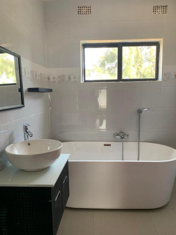 beautiful-3-bedroom-apartment-for-rent-big-3