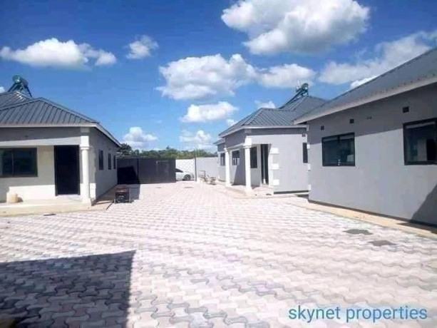 2-bedroomed-fully-furnished-flats-for-rent-big-6