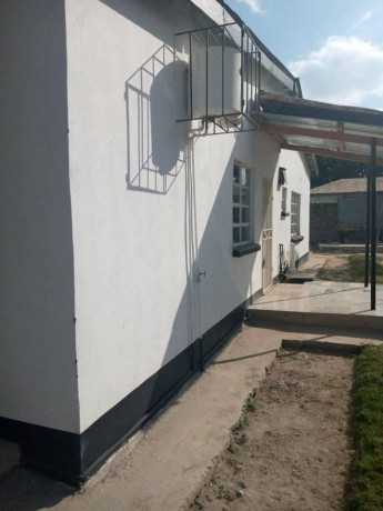 neat-2-bedroom-flat-for-rent-in-luanshya-big-3