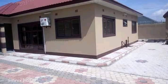 executive-msc-modernised-2-bedroomed-house-for-rent-big-2