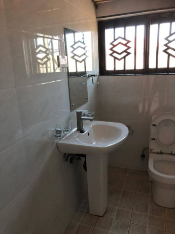 executive-modernised-3-bedroomed-flat-for-rent-big-1