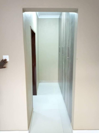 executive-3-bedroom-flat-in-woodlands-extension-big-0