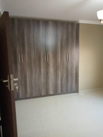 executive-3-bedroom-flat-in-woodlands-extension-big-3