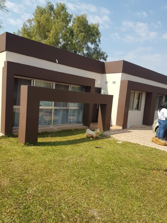 2-bedroom-flat-for-rent-in-meanwood-ibex-big-4