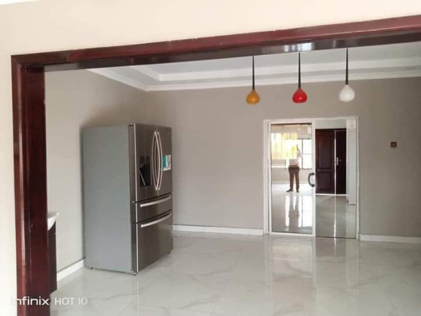 neat-and-beautiful-3-bedroom-flat-for-sale-in-libala-south-big-5