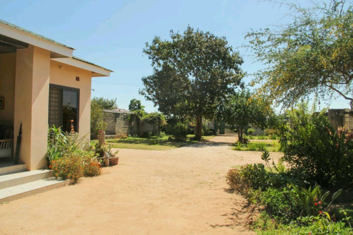 house-for-sale-in-silverest-big-2