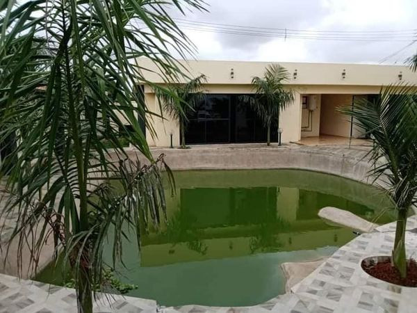 massive-5-bedroom-house-in-kamwala-south-big-1