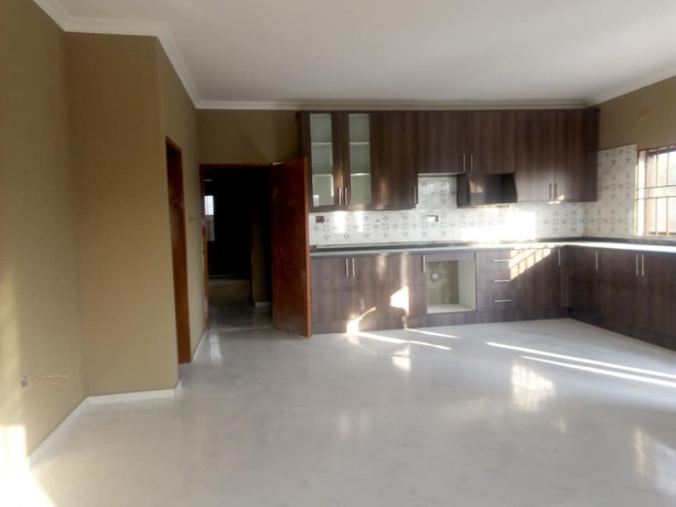 executive-3-bedroom-standalone-house-in-ibex-hill-big-2