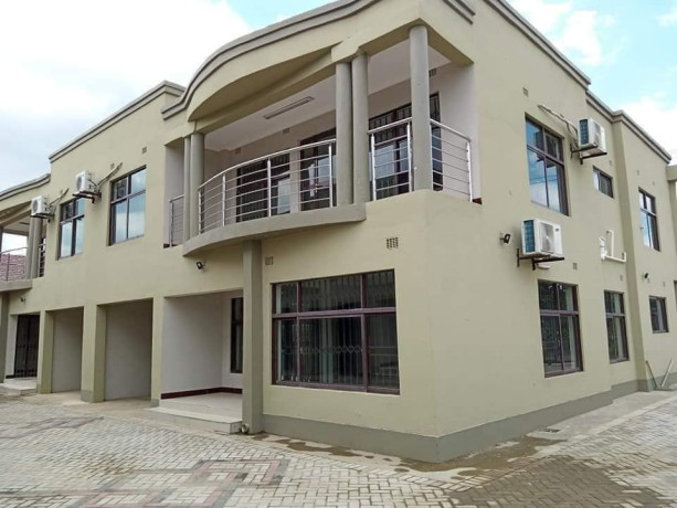 4-bedroom-apartment-in-makeni-near-cosmopolitan-mall-big-5