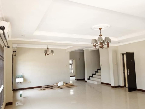 4-bedroom-apartment-in-makeni-near-cosmopolitan-mall-big-4