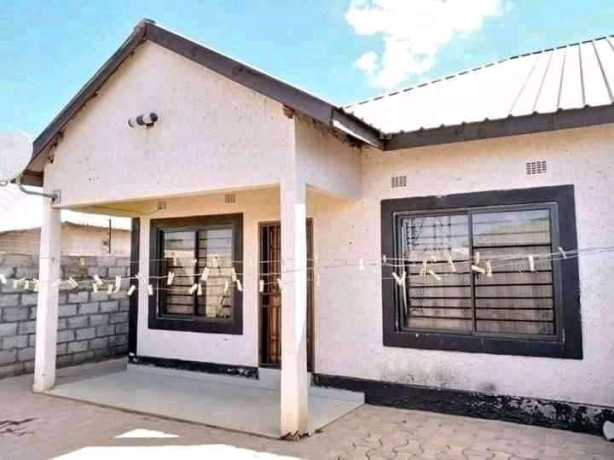 semi-detached-flat-for-rent-big-3
