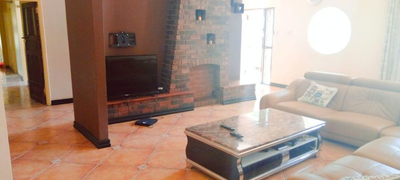 three-bedroom-stand-alone-in-kalundu-big-6