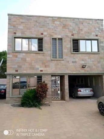 neat-and-beautiful-3-bedroom-flat-for-rent-in-libala-south-big-4