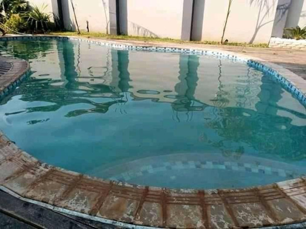 neat-and-spacious-3-bedroom-flat-for-rent-in-roma-park-big-0